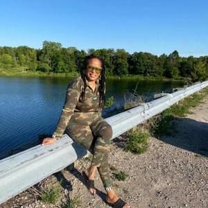 Meet your Posher, Ruth